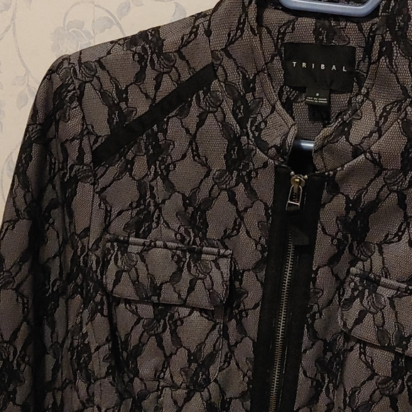 Tribal jacket - Picture 2 of 5